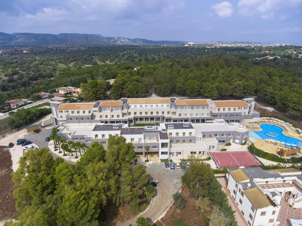 Futura Club Spiagge Bianche Otel Fontane Bianche Dış mekan fotoğraf