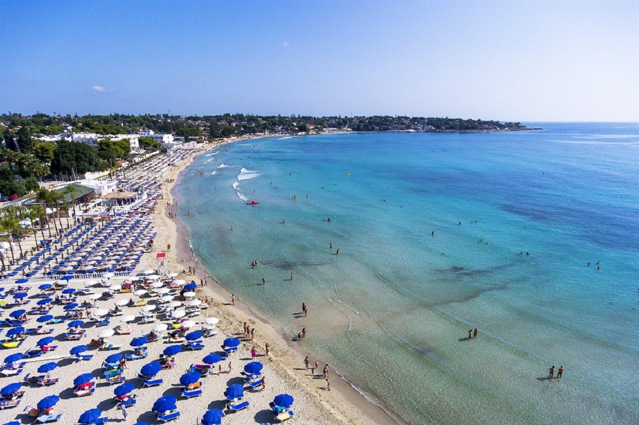 Futura Club Spiagge Bianche Otel Fontane Bianche Dış mekan fotoğraf